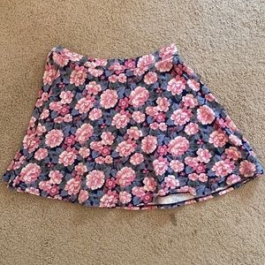 Pretty flower skirt
